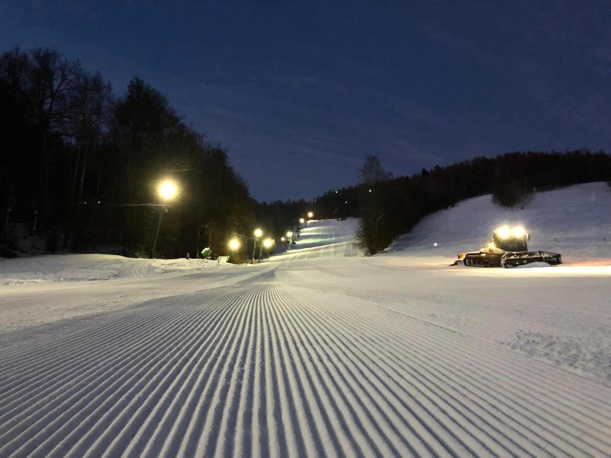 Penzion a apartmány Skipark Hraběšice Krasne Esterno foto