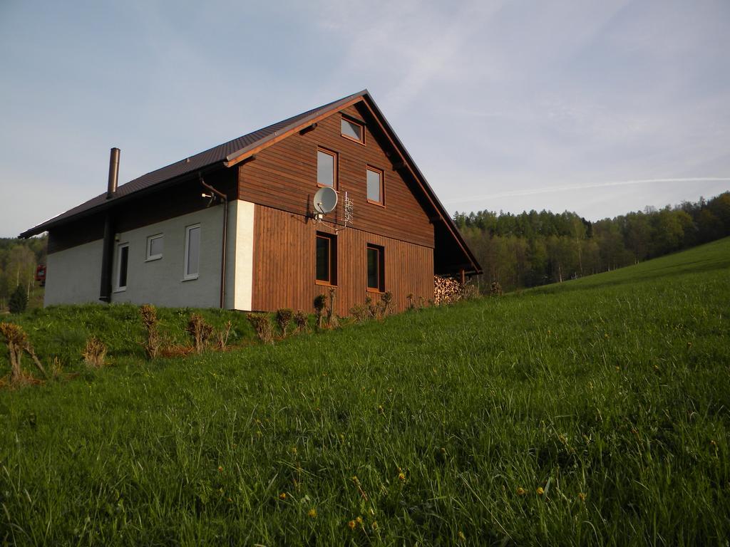 Penzion a apartmány Skipark Hraběšice Krasne Esterno foto