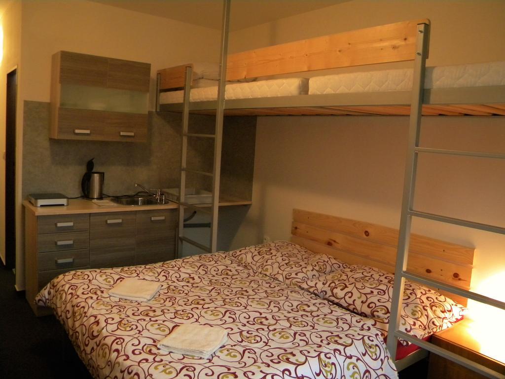 Penzion a apartmány Skipark Hraběšice Krasne Esterno foto