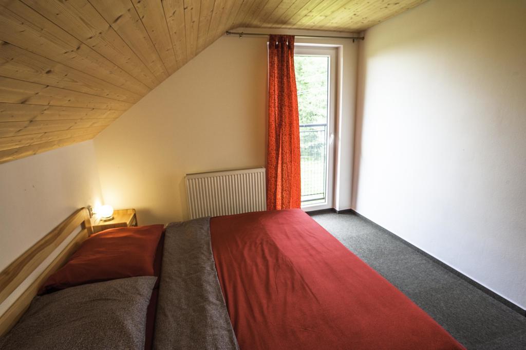 Penzion a apartmány Skipark Hraběšice Krasne Esterno foto