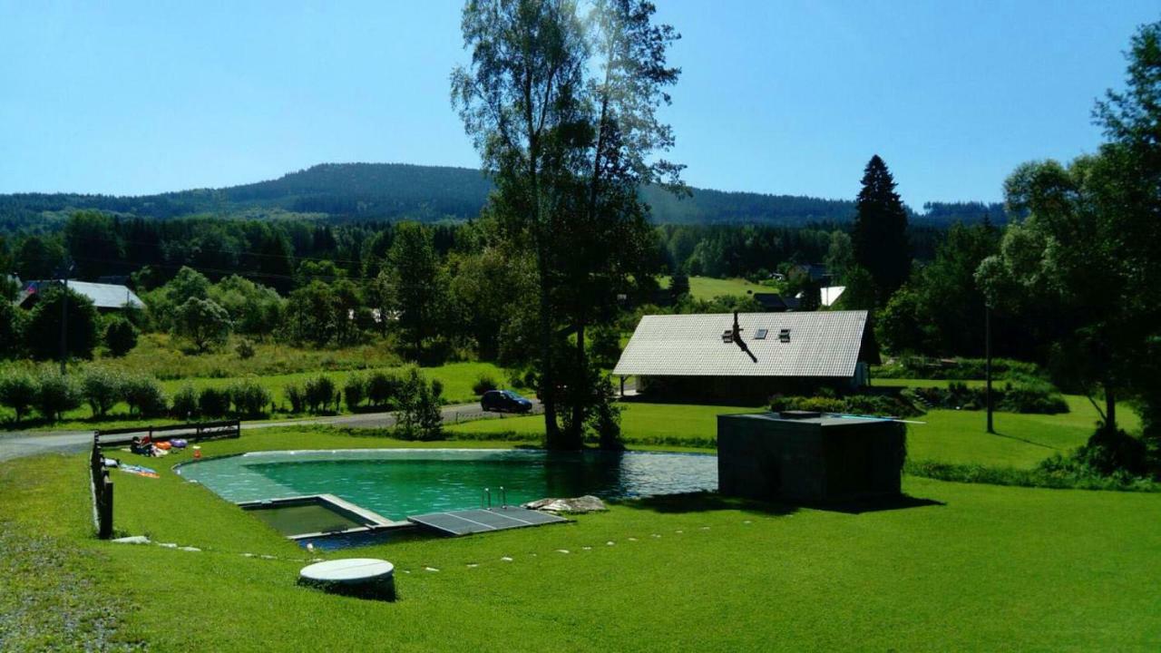 Penzion a apartmány Skipark Hraběšice Krasne Esterno foto