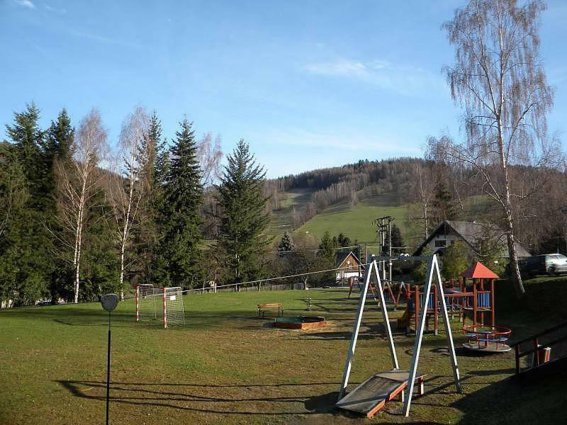 Penzion a apartmány Skipark Hraběšice Krasne Esterno foto